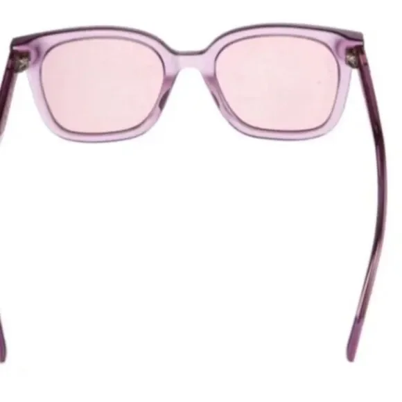 MCM* Wayfarer Tinted Sunglasses EUC  display picture 3